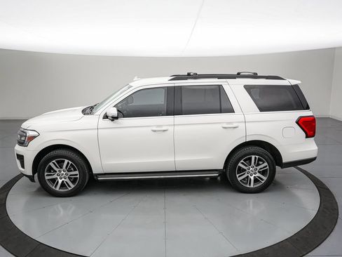 Certified 2023 Ford Expedition XLT AWD/4WD image 7