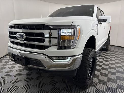 Used 2021 Ford F150 Lariat image 3