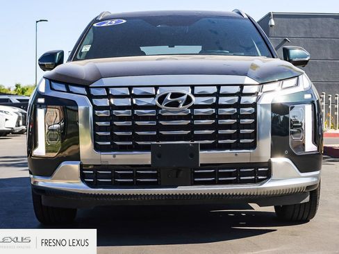 Used 2025 Hyundai Palisade Calligraphy AWD/4WD image 2