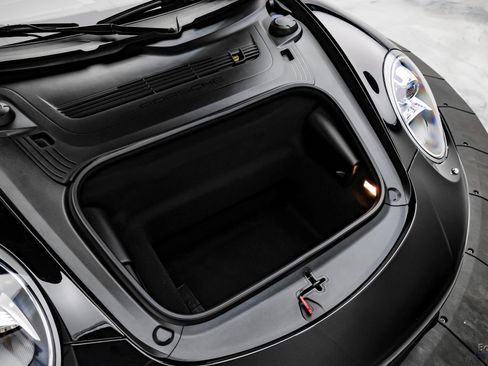 Used 2015 Porsche 911 Turbo image 91