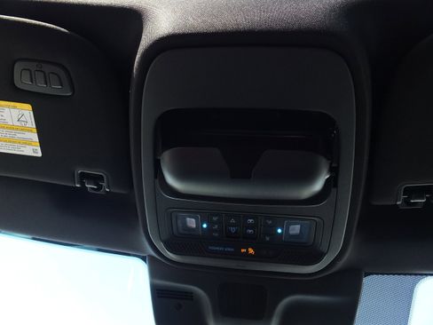 New 2025 Ford Expedition Max Platinum w/ Stealth Appearance Package image 32