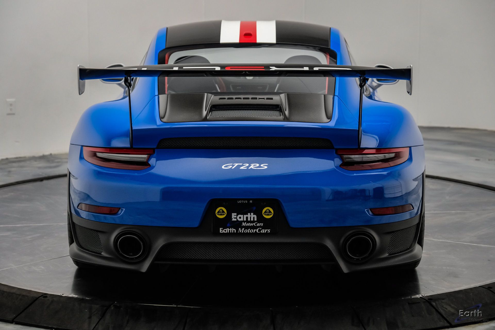 Used 2019 Porsche 911 GT2 RS RWD image 16
