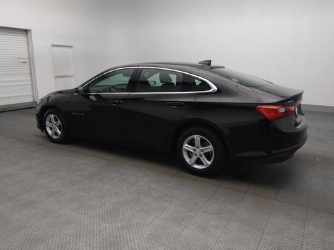 Used 2025 Chevrolet Malibu LT image 3