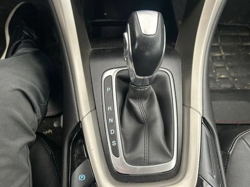 Used 2016 Ford Fusion SE w/ Equipment Group 202A FWD image 14
