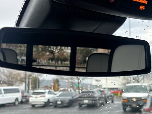 Used 2023 GMC Canyon AT4X w/ Edition 1 image 24