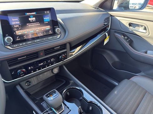 New 2026 Nissan Rogue SV image 21