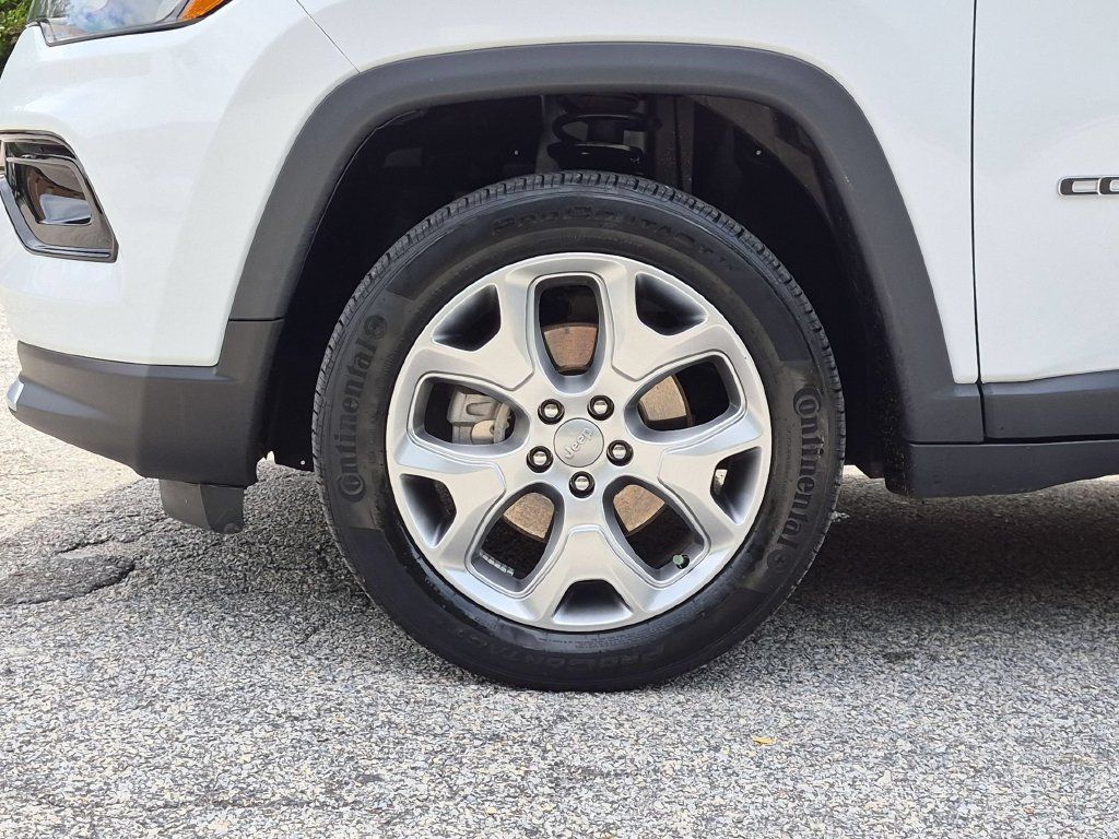 Used 2022 Jeep Compass Limited w/ Sun and Sound Group AWD/4WD image 27
