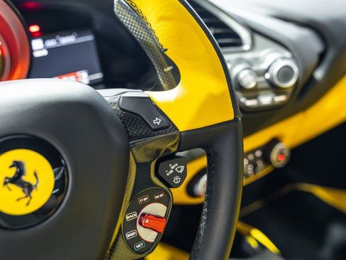 Used 2016 Ferrari 488 GTB RWD image 39