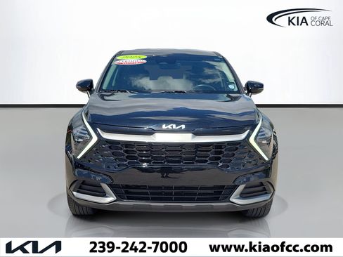 Certified 2025 Kia Sportage EX FWD image 2