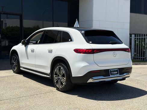 Used 2023 Mercedes-Benz EQS 450+ SUV image 10