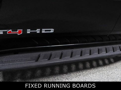 Used 2021 GMC Sierra 2500 AT4 w/ AT4 Preferred Package image 13