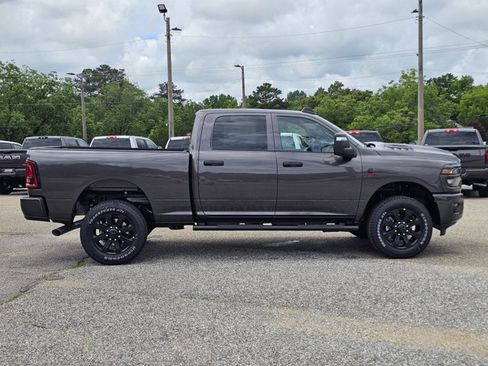 New 2026 RAM 2500 Tradesman AWD/4WD image 18
