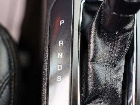 Used 2019 Ford Explorer Limited w/ Class III Trailer Tow Package image 35