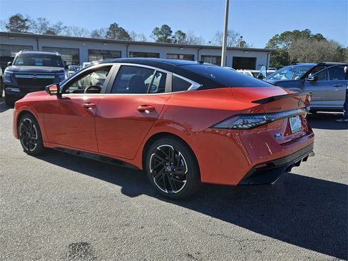 New 2026 Nissan Sentra SR image 6