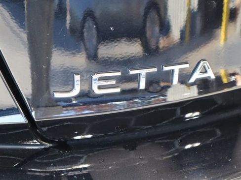 Used 2022 Volkswagen Jetta SE image 35