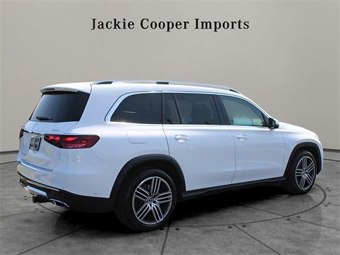 New 2025 Mercedes-Benz GLS 450 4MATIC image 3
