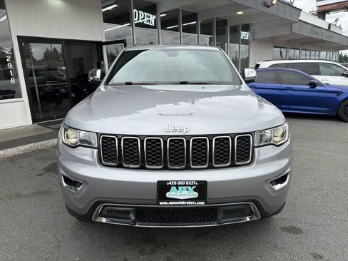 Used 2020 Jeep Grand Cherokee Limited w/ Luxury Group II AWD/4WD image 11