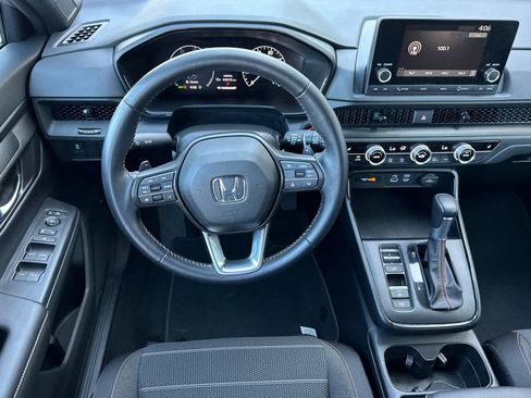 Certified 2025 Honda CR-V Sport image 15