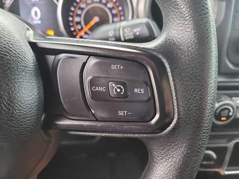 Certified 2020 Jeep Wrangler Sport image 25