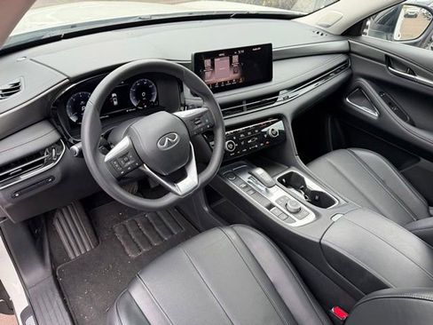 Certified 2025 INFINITI QX60 Luxe AWD/4WD image 9