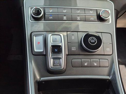 Used 2021 Hyundai Santa Fe SEL FWD image 17