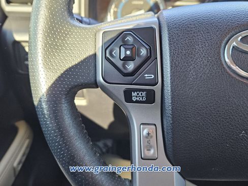 Used 2018 Toyota 4Runner Limited image 19