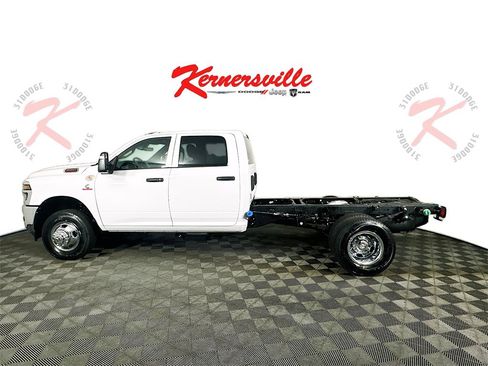 New 2026 RAM 3500 Tradesman image 4
