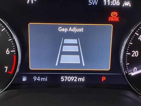 Used 2023 Buick Envision Essence FWD image 18