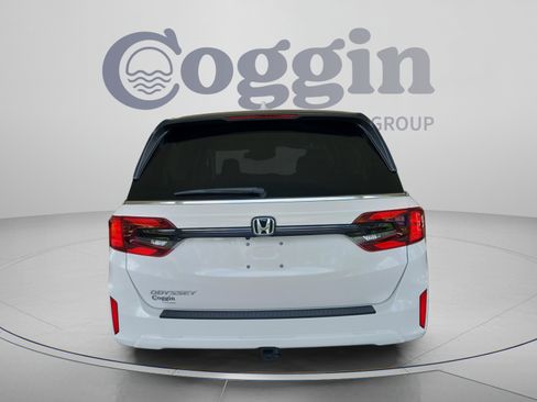 Used 2026 Honda Odyssey EX-L image 4