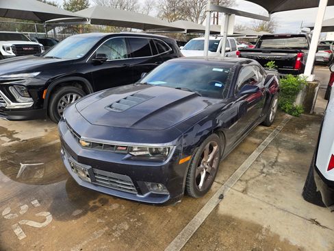 Used 2015 Chevrolet Camaro SS w/ RS Package image 3