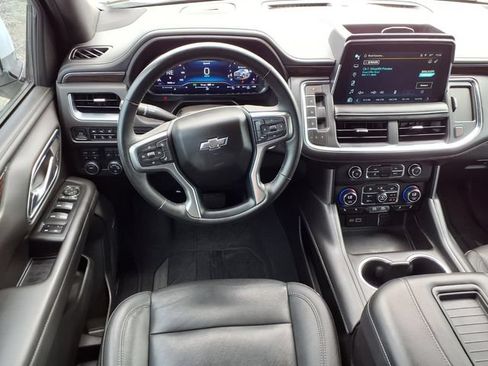 Used 2023 Chevrolet Tahoe Z71 w/ Luxury Package AWD/4WD image 16