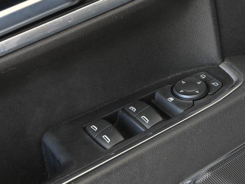 Used 2023 Chevrolet Silverado 1500 LT Trail Boss w/ LT Trail Boss Premium Package AWD/4WD image 28