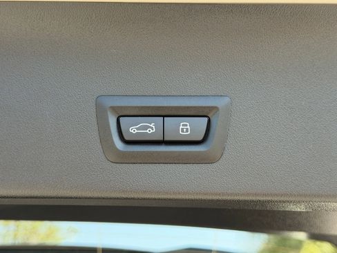 Used 2025 BMW X3 xDrive30i AWD/4WD image 18
