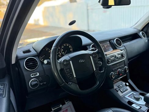 Used 2016 Land Rover LR4 HSE Silver Edition image 8