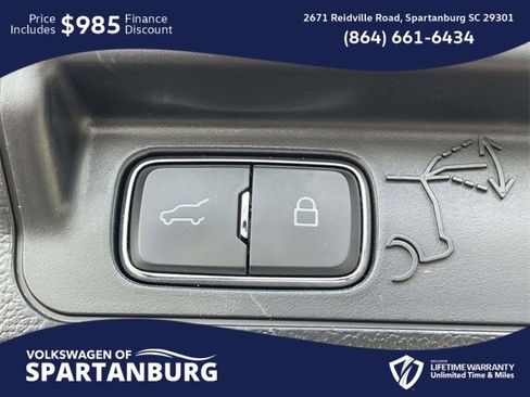 Used 2024 Ford Explorer Limited image 10