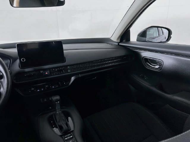 Used 2027 Honda HR-V LX image 24