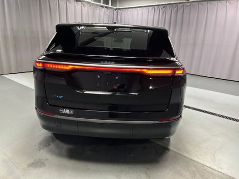 Used 2024 Jeep Wagoneer Launch Edition image 6