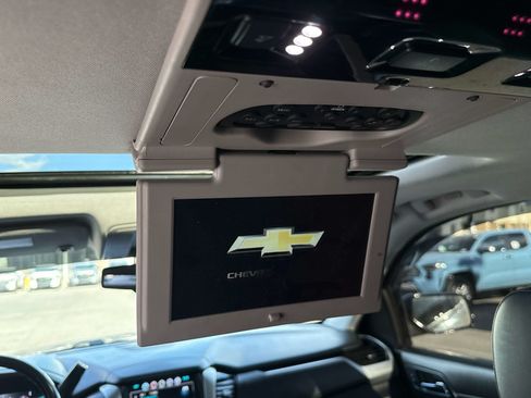 Used 2020 Chevrolet Tahoe Premier AWD/4WD image 14