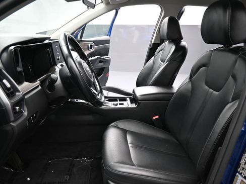 Used 2021 Kia Sorento EX image 10