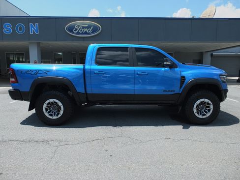 Used 2022 RAM 1500 TRX w/ TRX Level 2 Equipment Group AWD/4WD image 2