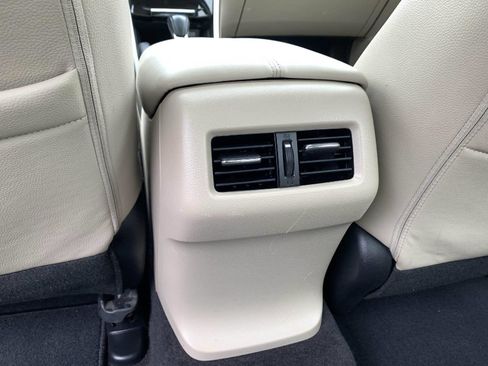 Used 2017 Honda Accord EX-L image 41