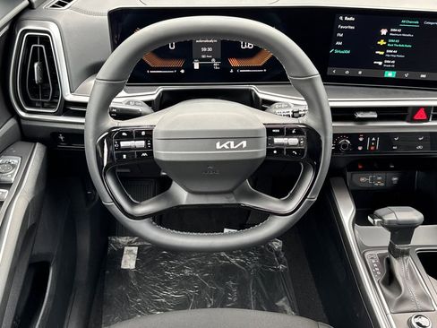 New 2026 Kia Sorento LX image 14