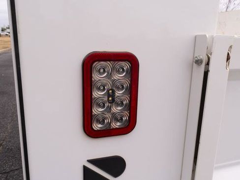 Used 2022 Chevrolet Silverado 1500 ZR2 w/ Technology Package image 35