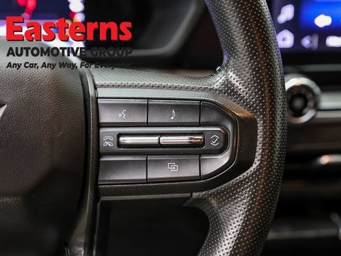 Used 2023 Chevrolet Colorado W/T RWD image 15