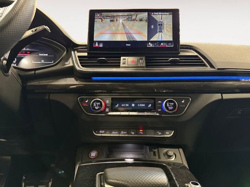 Used 2022 Audi SQ5 Prestige image 12