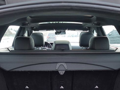 Used 2022 Mercedes-Benz E 350 4MATIC Sedan image 13