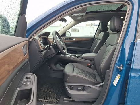 New 2026 Volkswagen Atlas SE image 6