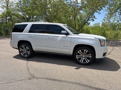 Used 2018 GMC Yukon Denali w/ Denali Ultimate Package AWD/4WD image 15