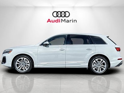 Certified 2025 Audi Q7 3.0T Prestige w/ Prestige Package image 2