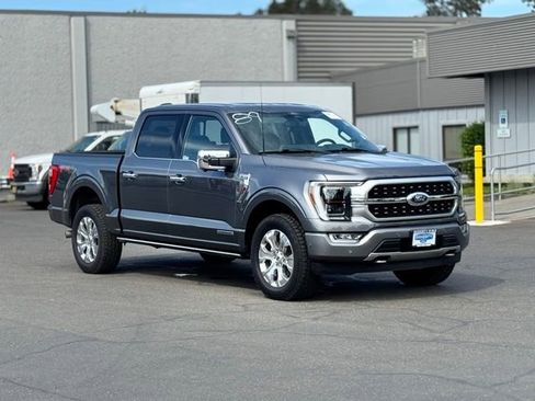Certified 2022 Ford F150 Platinum w/ Equipment Group 701A High AWD/4WD image 2